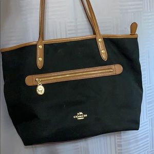 Barely worn Black Coach Tote